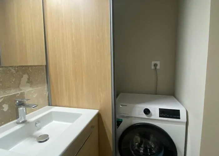 Duplex Cosy Sur Liberation דירה *